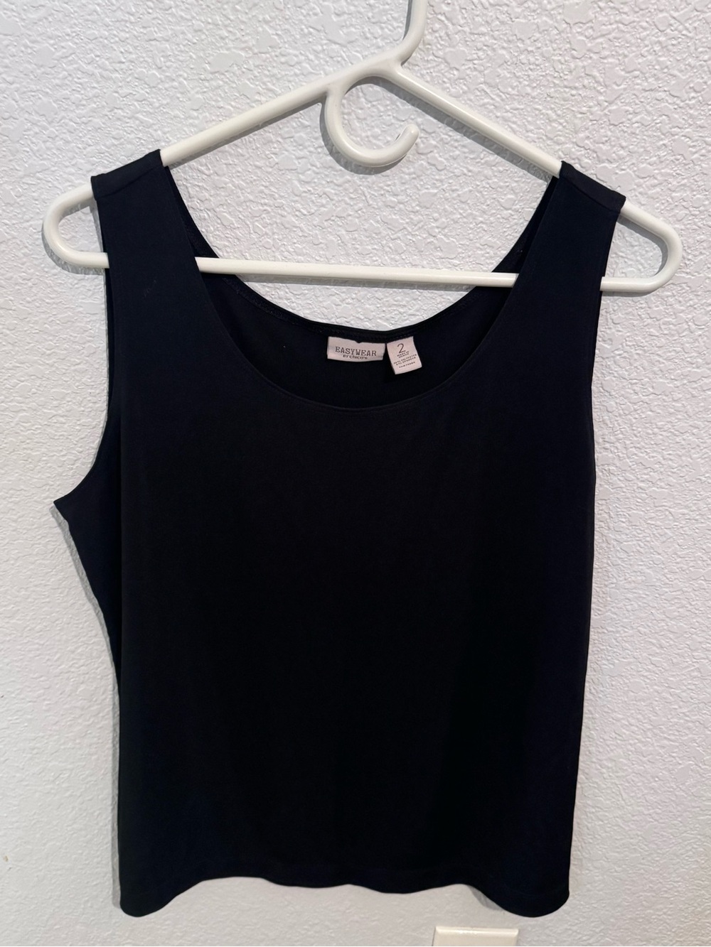 Easywear by Chico's Black Scoop Neck Tank Top Poly Spandex Size 2 L 12/14